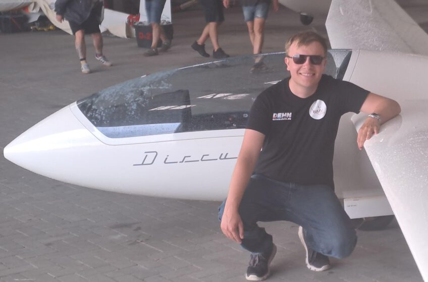 Fliegerklub Brandenburg startet mit Rundenplatz 1 durch