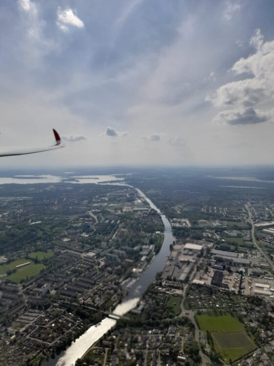 Fliegerklub Brandenburg sammelt wertvolle Erfahrungen in der Segelflugbundesliga (2026 Runde 3)